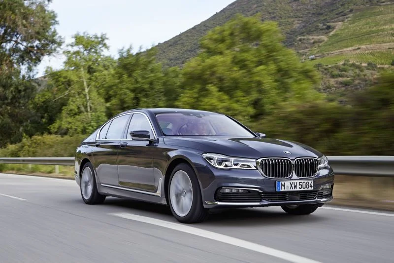 BMW 7 Series 730d (265 Hp) Steptronic2015 - 2019 thumbnail 12