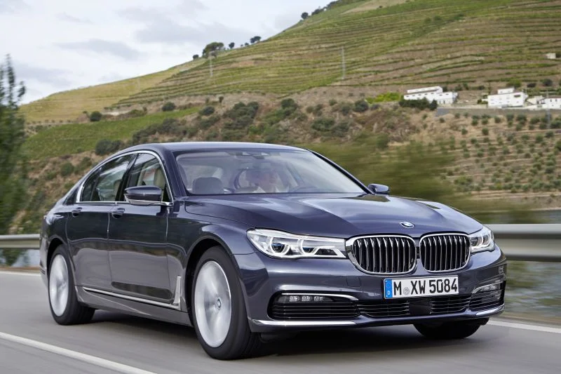 BMW 7 Series 730d (265 Hp) Steptronic2015 - 2019 thumbnail 13