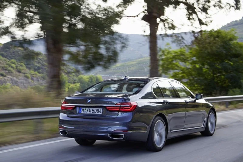 BMW 7 Series 730d (265 Hp) Steptronic2015 - 2019 thumbnail 16