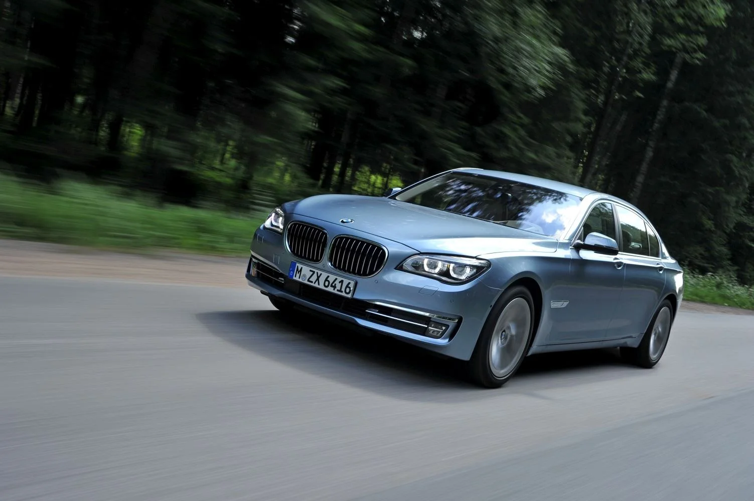 BMW 7 Series ActiveHybrid 3.0 (354 Hp) Steptronic2012 - 2015 thumbnail 2
