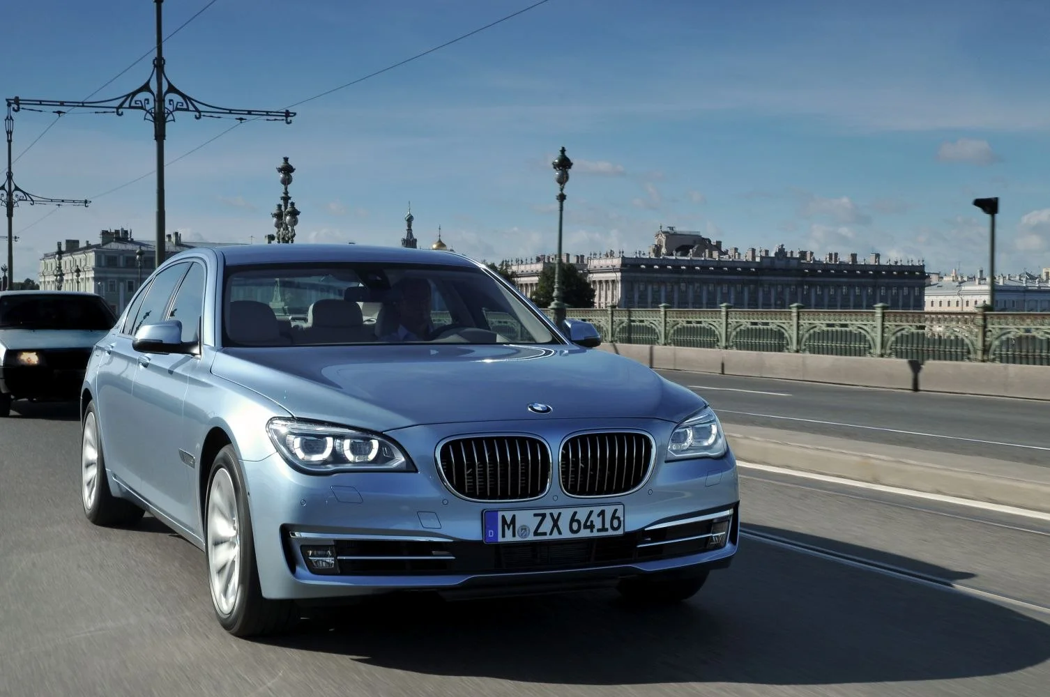BMW 7 Series ActiveHybrid 3.0 (354 Hp) Steptronic2012 - 2015 thumbnail 11