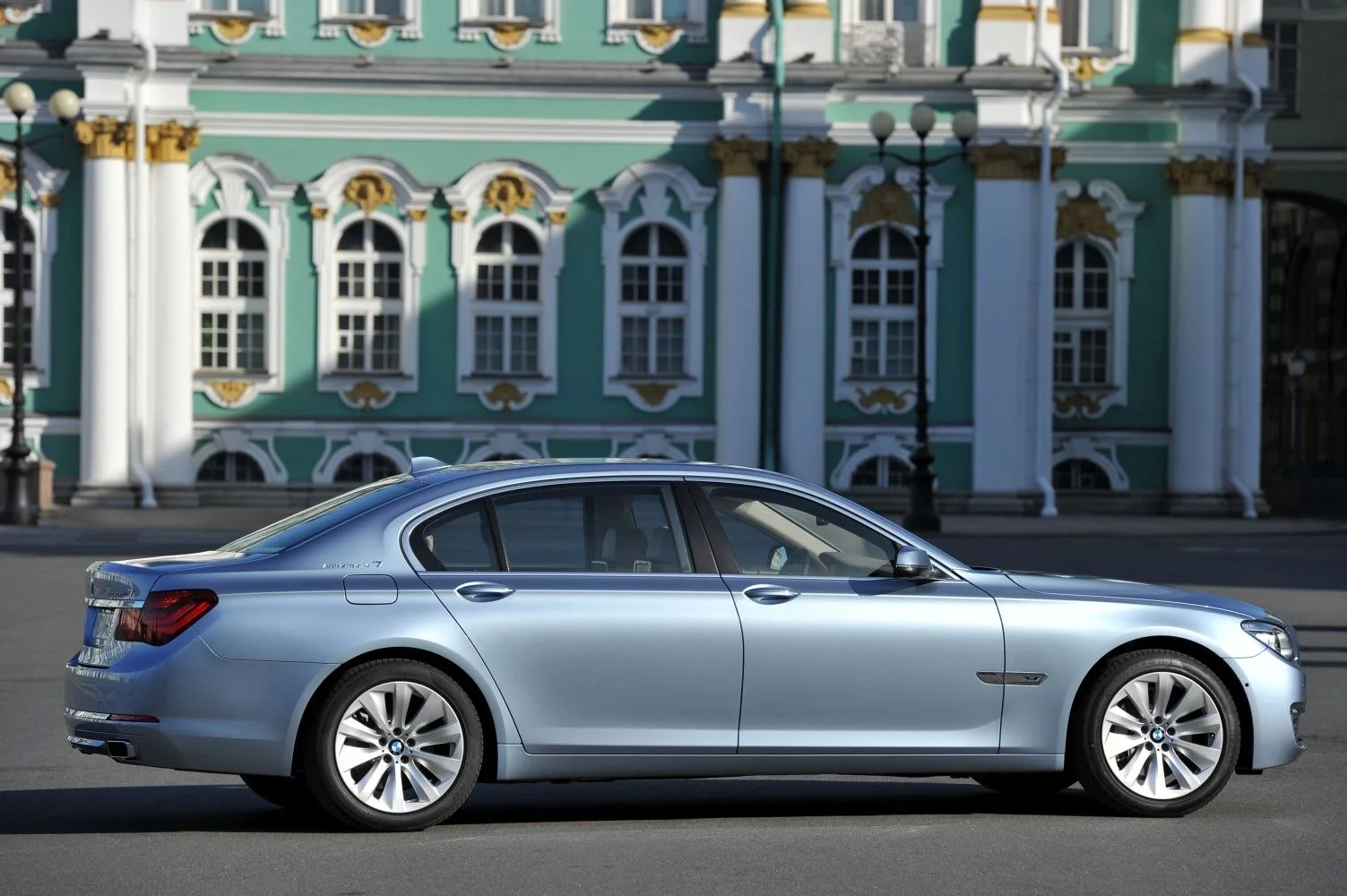 BMW 7 Series ActiveHybrid 3.0 (354 Hp) Steptronic2012 - 2015 thumbnail 15