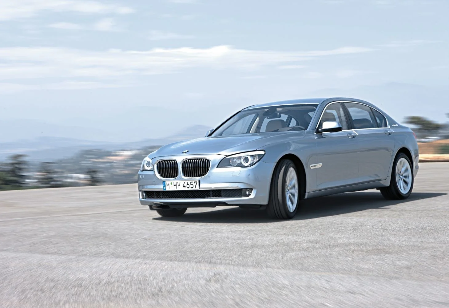 BMW 7 Series ActiveHybrid 4.4 V8 (465 Hp) Steptronic2009 - 2012 - 1