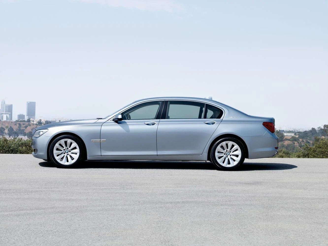 BMW 7 Series ActiveHybrid 4.4 V8 (465 Hp) Steptronic2009 - 2012 thumbnail 6