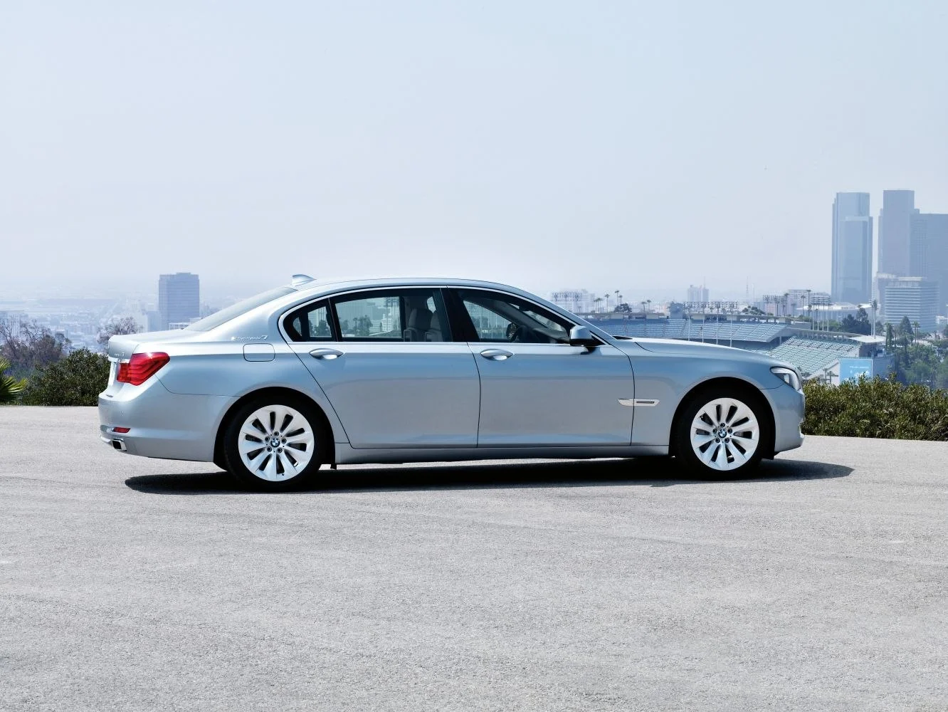 BMW 7 Series ActiveHybrid 4.4 V8 (465 Hp) Steptronic2009 - 2012 thumbnail 10
