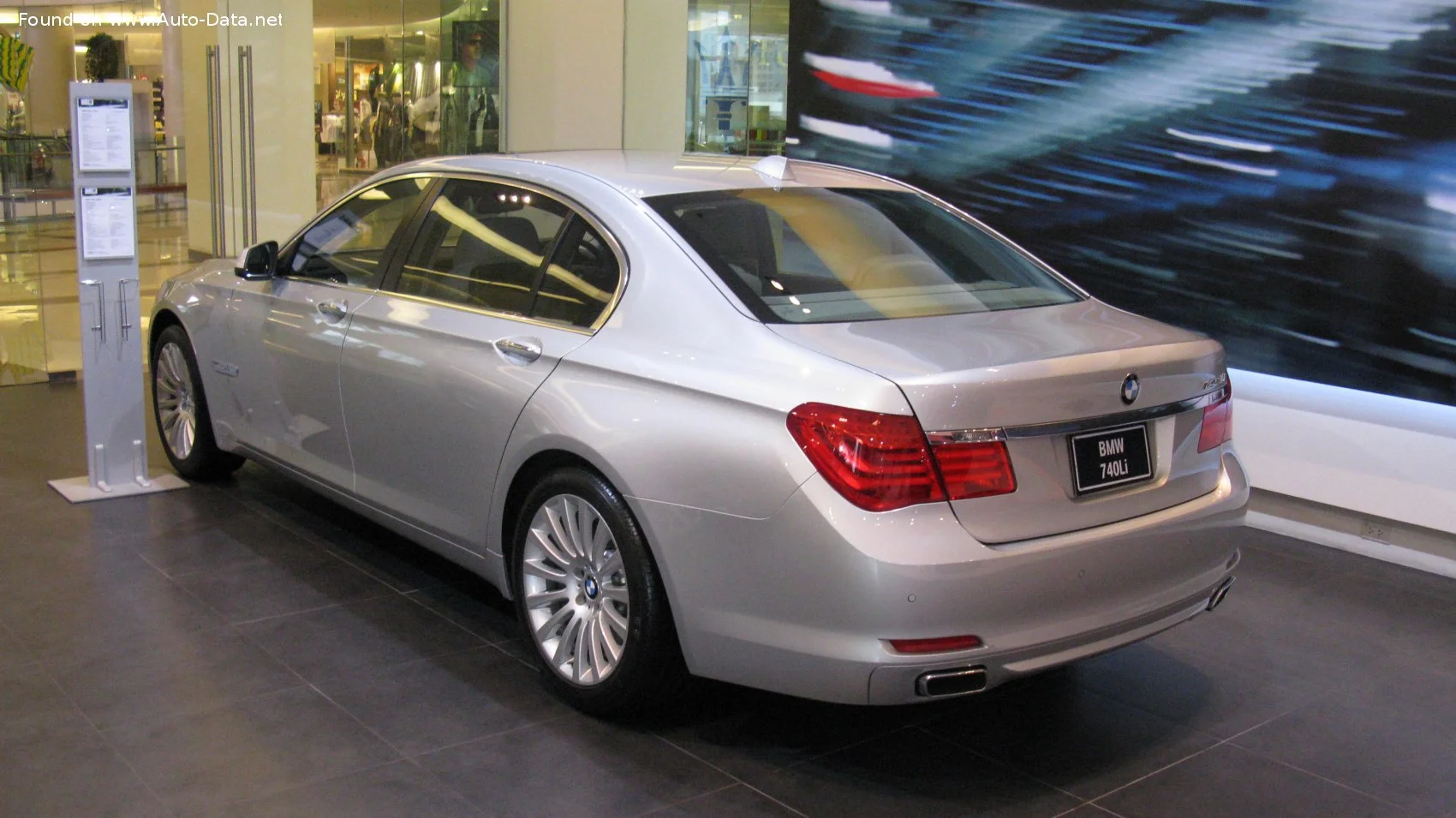BMW 7 Series 730Ld (245 Hp) Steptronic2008 - 2011 thumbnail 4