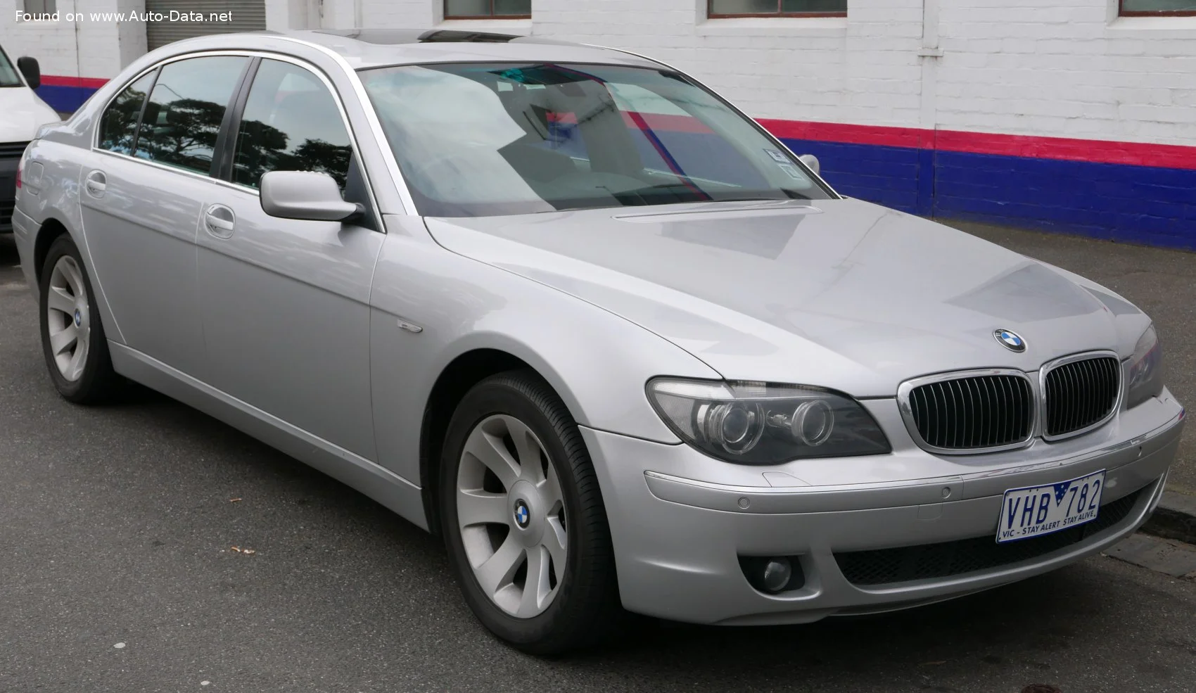 BMW 7 Series BMW 7 Series Long (E66, facelift 2005)