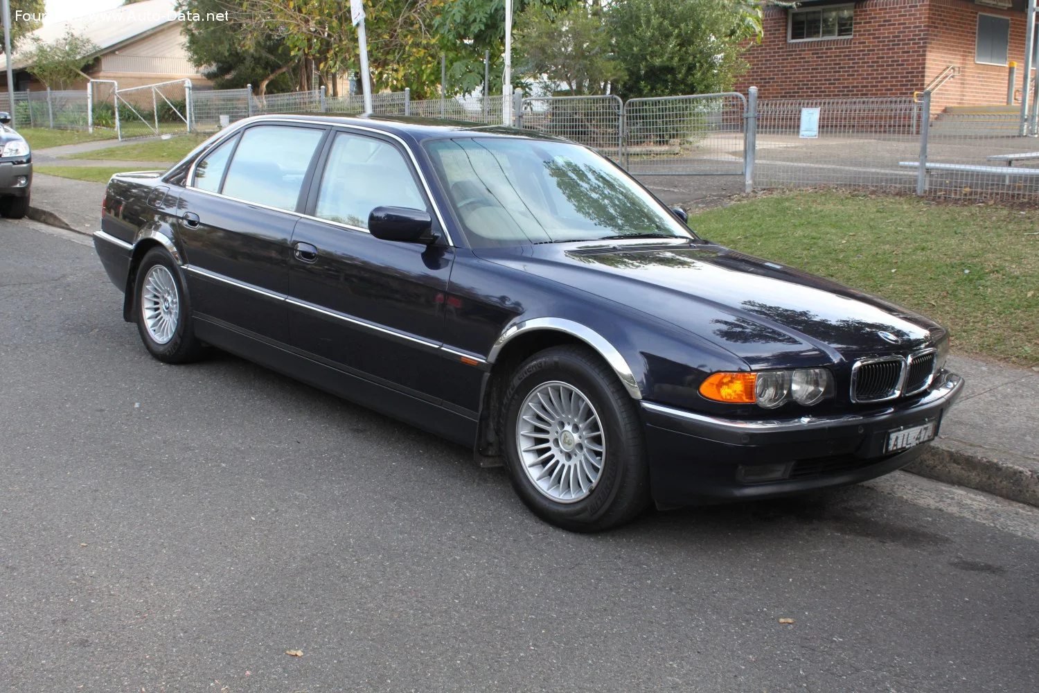 BMW 7 Series 725tds (143 Hp)1998 - 2000 thumbnail 8