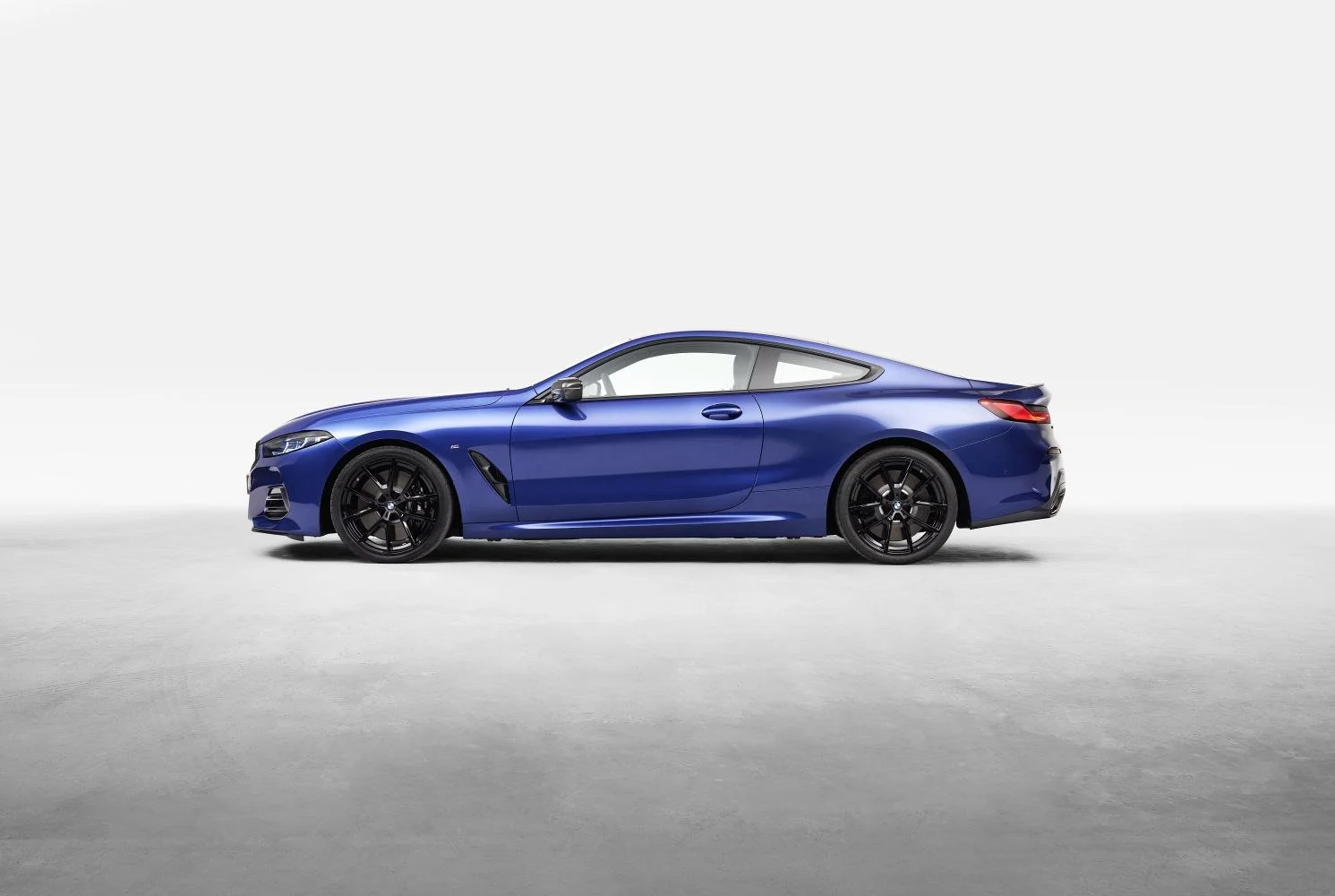 BMW 8 Series 840d (340 Hp) Mild Hybrid xDrive Steptronic2022 - thumbnail 14