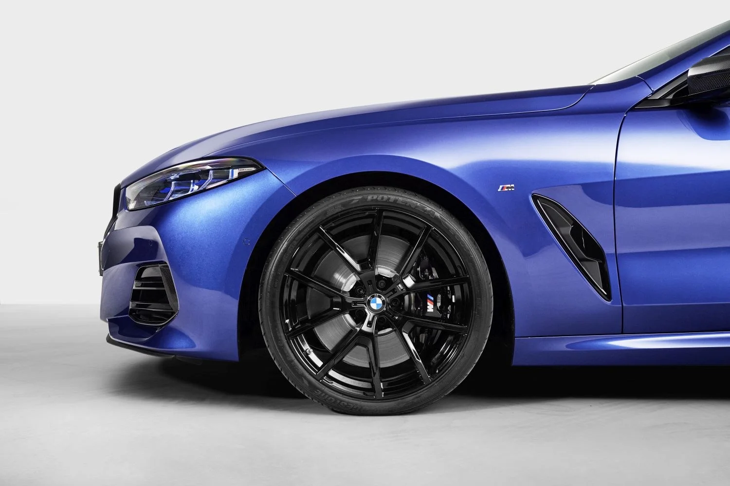 BMW 8 Series 840d (340 Hp) Mild Hybrid xDrive Steptronic2022 - thumbnail 15
