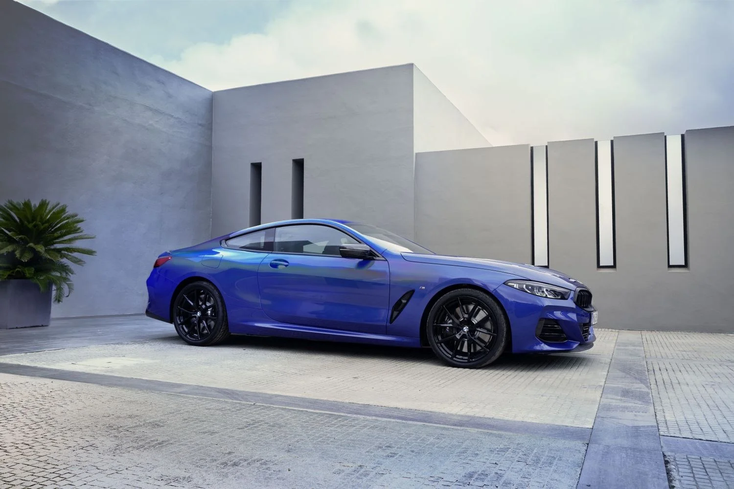 BMW 8 Series 840d (340 Hp) Mild Hybrid xDrive Steptronic2022 - thumbnail 3