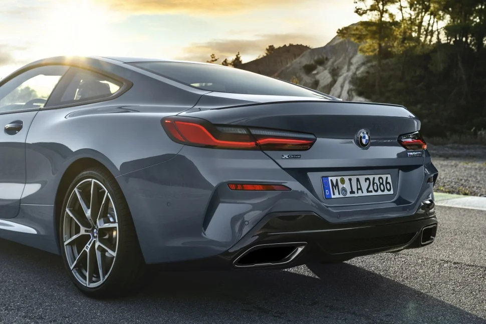 BMW 8 Series 840d (320 Hp) xDrive Steptronic2018 - 2020 thumbnail 6
