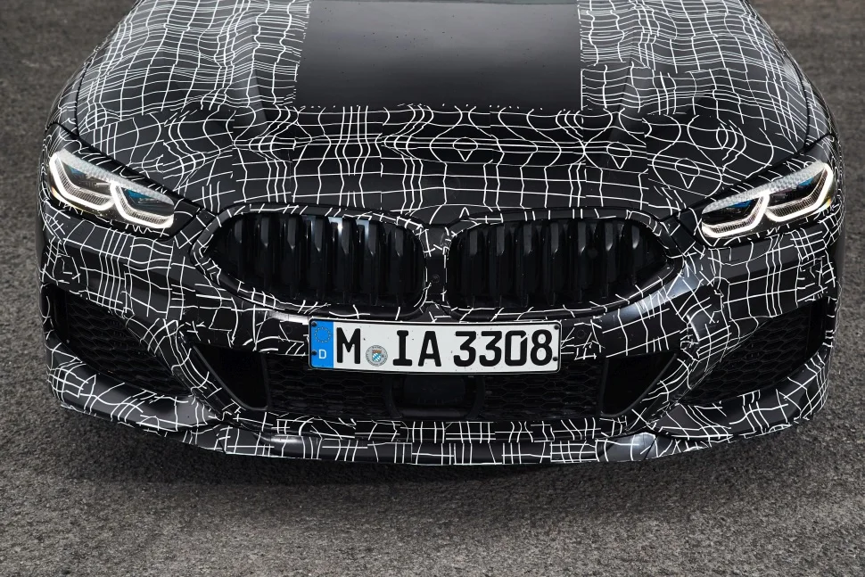 BMW 8 Series 840d (320 Hp) xDrive Steptronic2018 - 2020 thumbnail 10