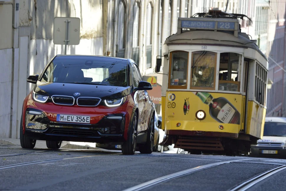 BMW i3 32.2 kWh (184 Hp) Range Extender2017 - 2018 thumbnail 8