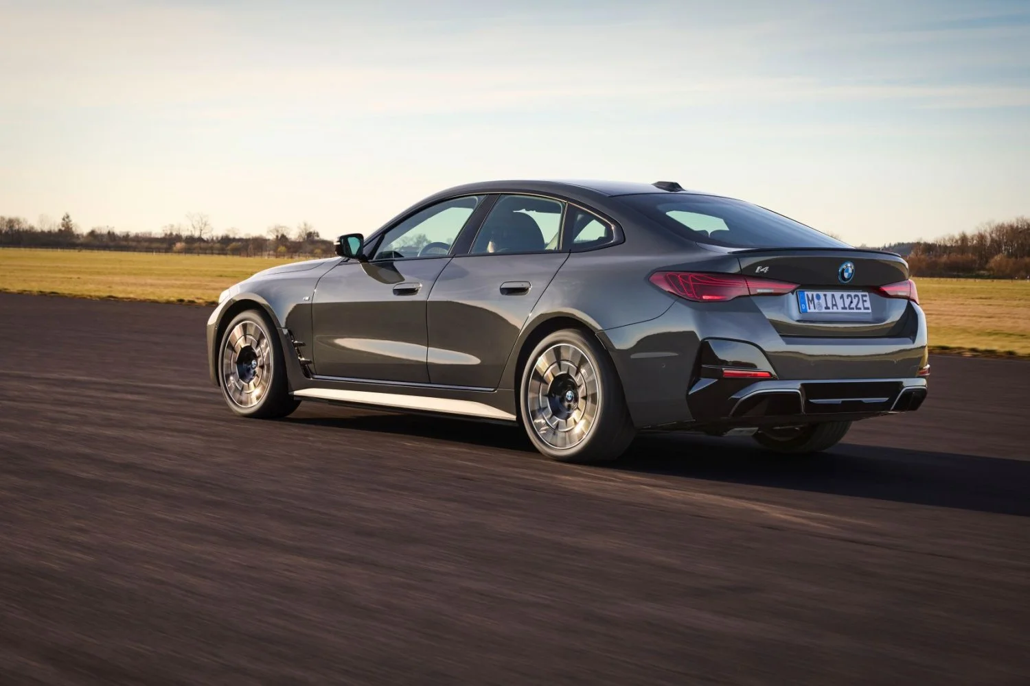 BMW i4 70.3 kWh (286 Hp) eDrive352024 - thumbnail 2