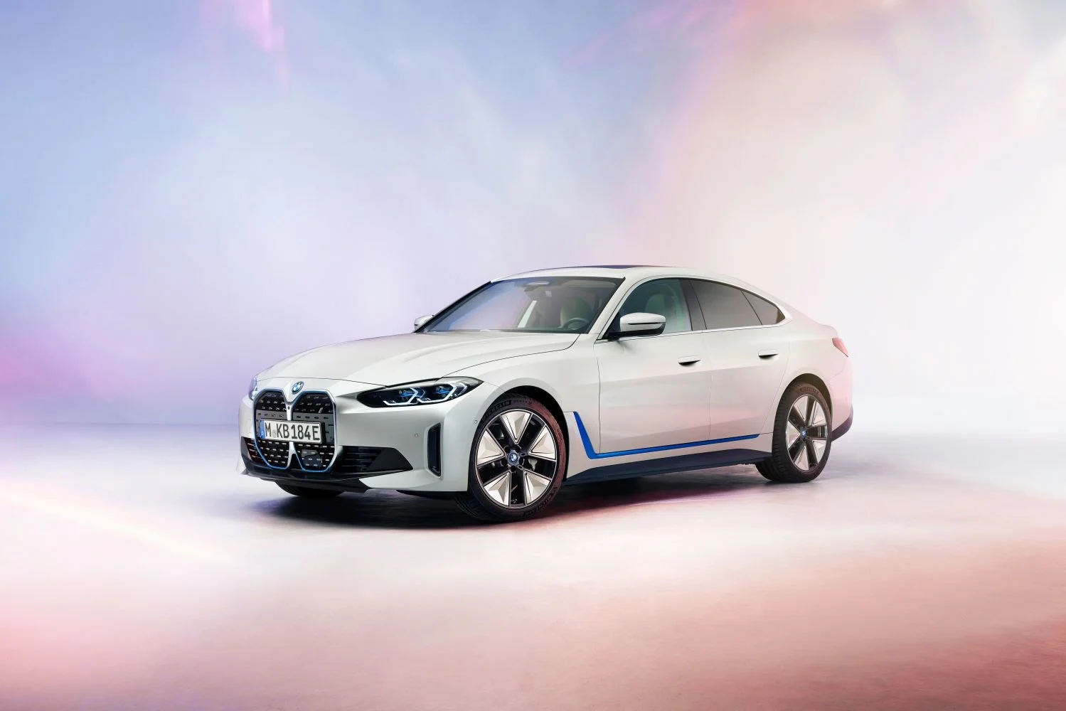 BMW i4 83.9 kWh (340 Hp) eDrive402021 - 2024 thumbnail 5