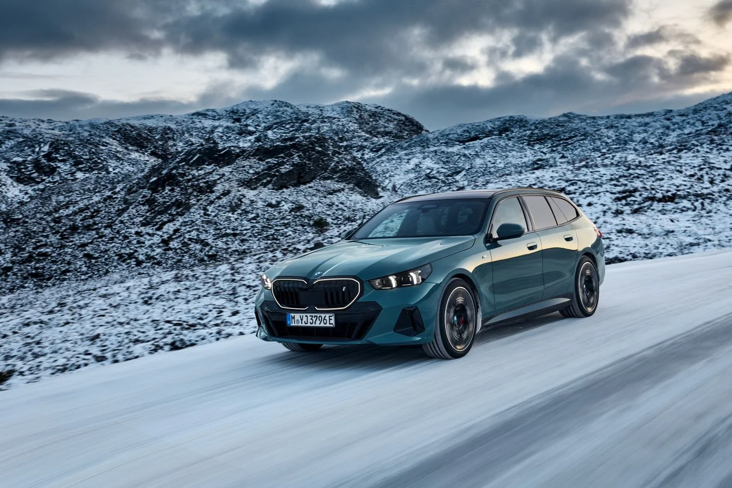 BMW i5 81.2 kWh (340 Hp) eDrive402024 - - 1