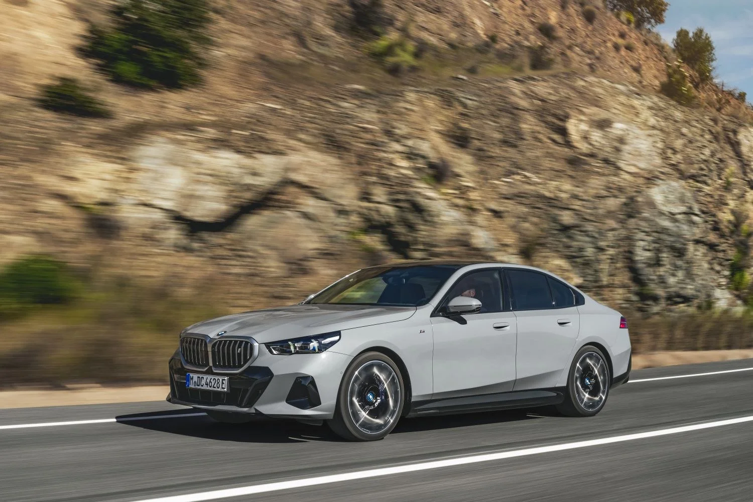 BMW i5 81.2 kWh (340 Hp) eDrive402023 - thumbnail 6