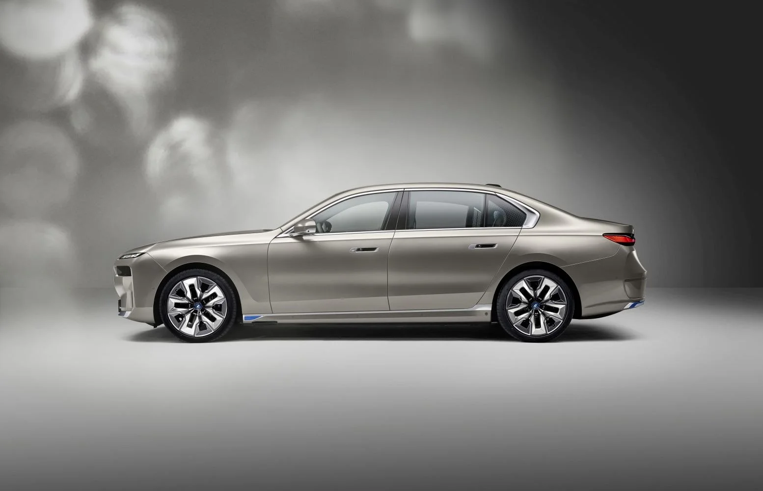 BMW i7 105.7 kWh (455 Hp) eDrive502023 - thumbnail 6