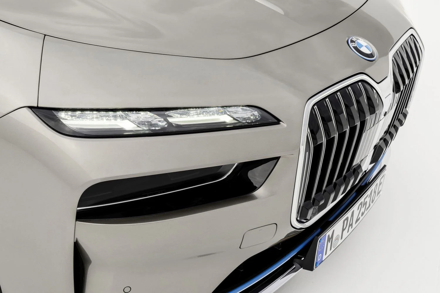 BMW i7 105.7 kWh (455 Hp) eDrive502023 - thumbnail 8