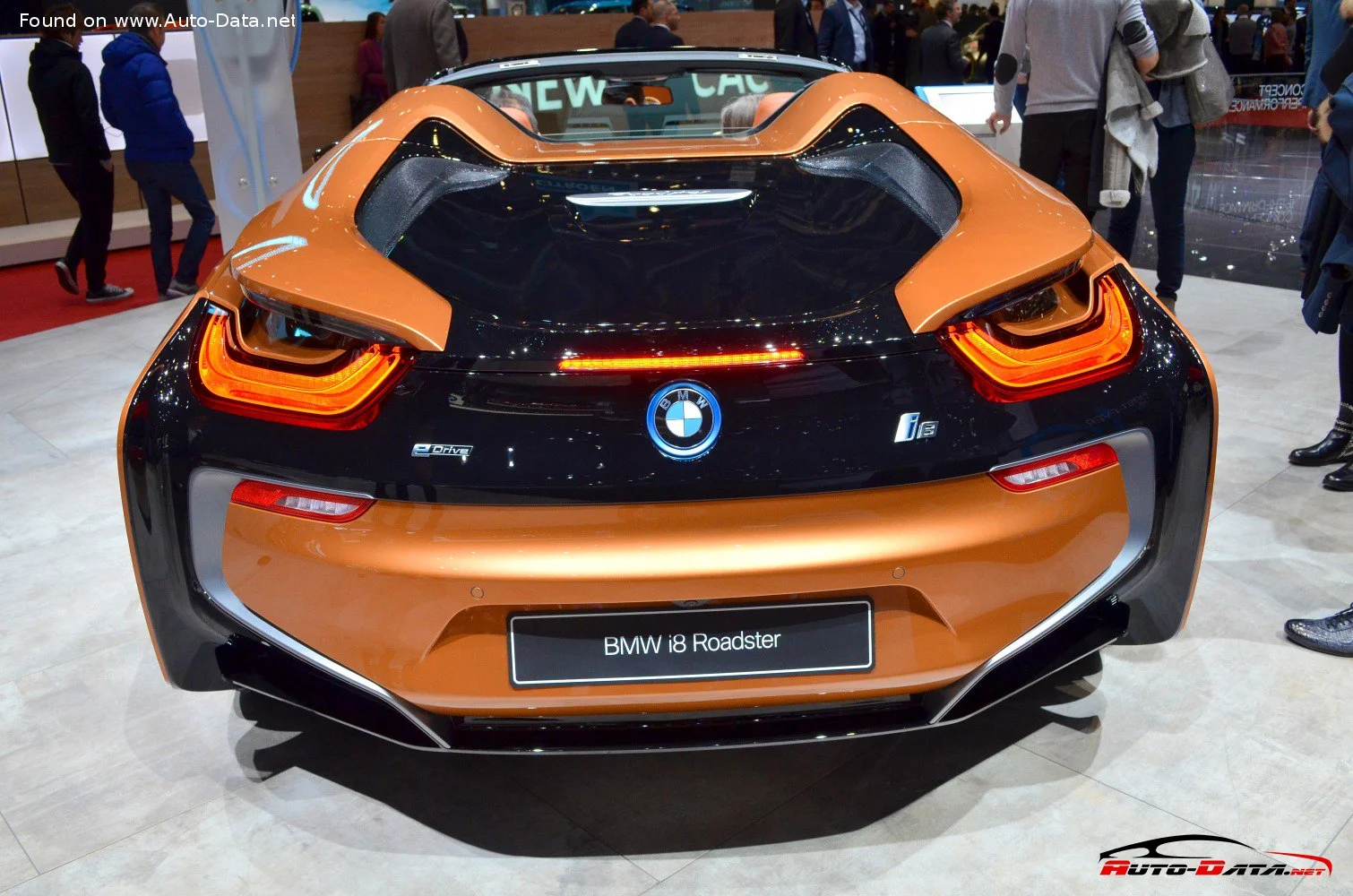 BMW i8 1.5/11.6 kWh (374 Hp) xDrive Automatic2017 - 2018 thumbnail 17