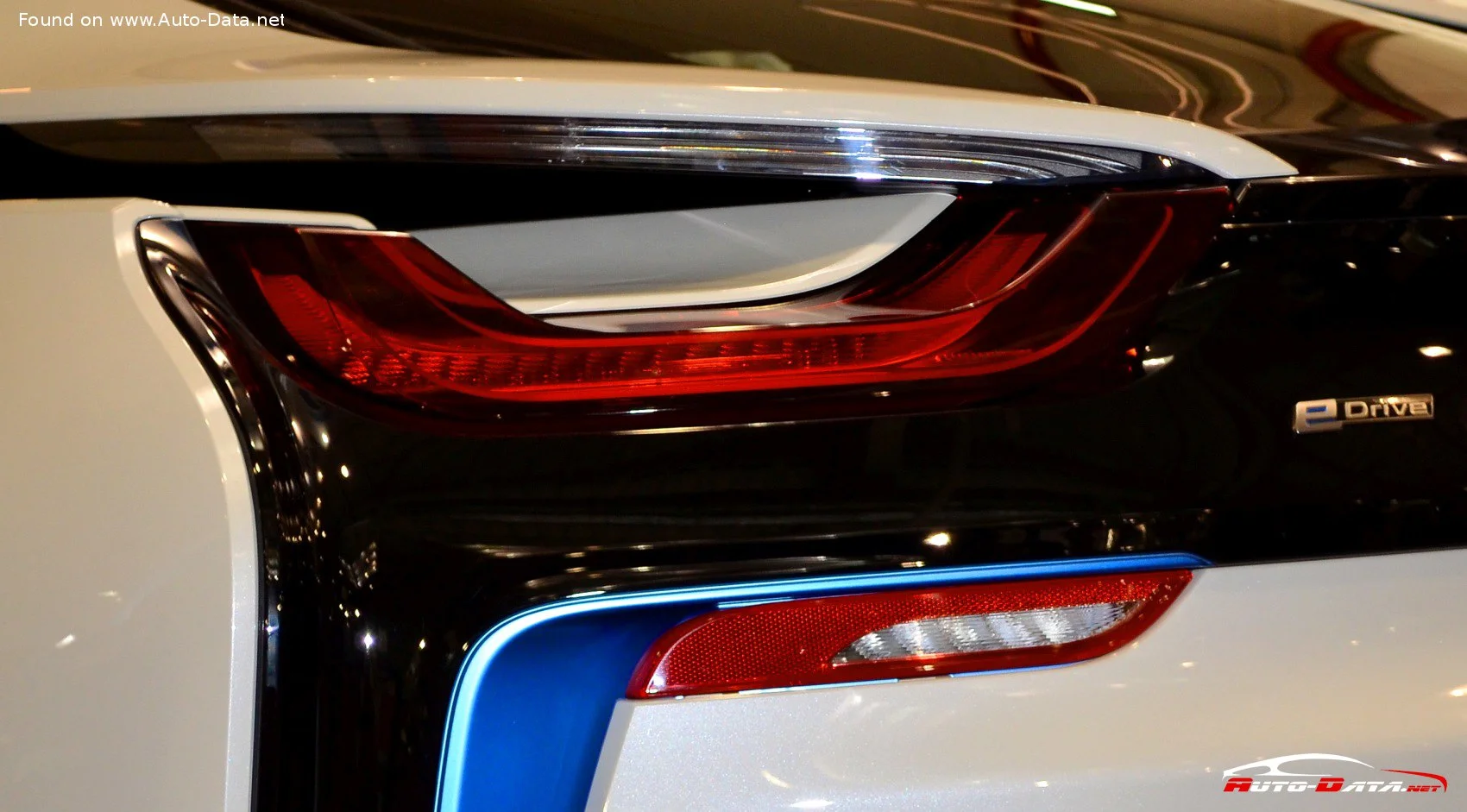 BMW i8 1.5/7.1 kWh (362 Hp) xDrive Automatic2013 - 2017 thumbnail 5