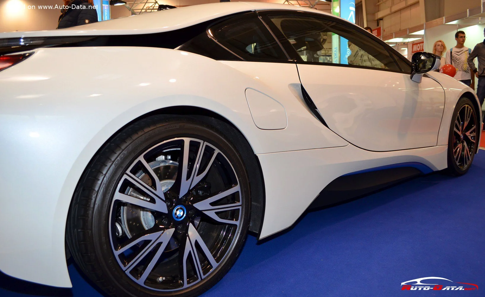 BMW i8 1.5/7.1 kWh (362 Hp) xDrive Automatic2013 - 2017 thumbnail 9