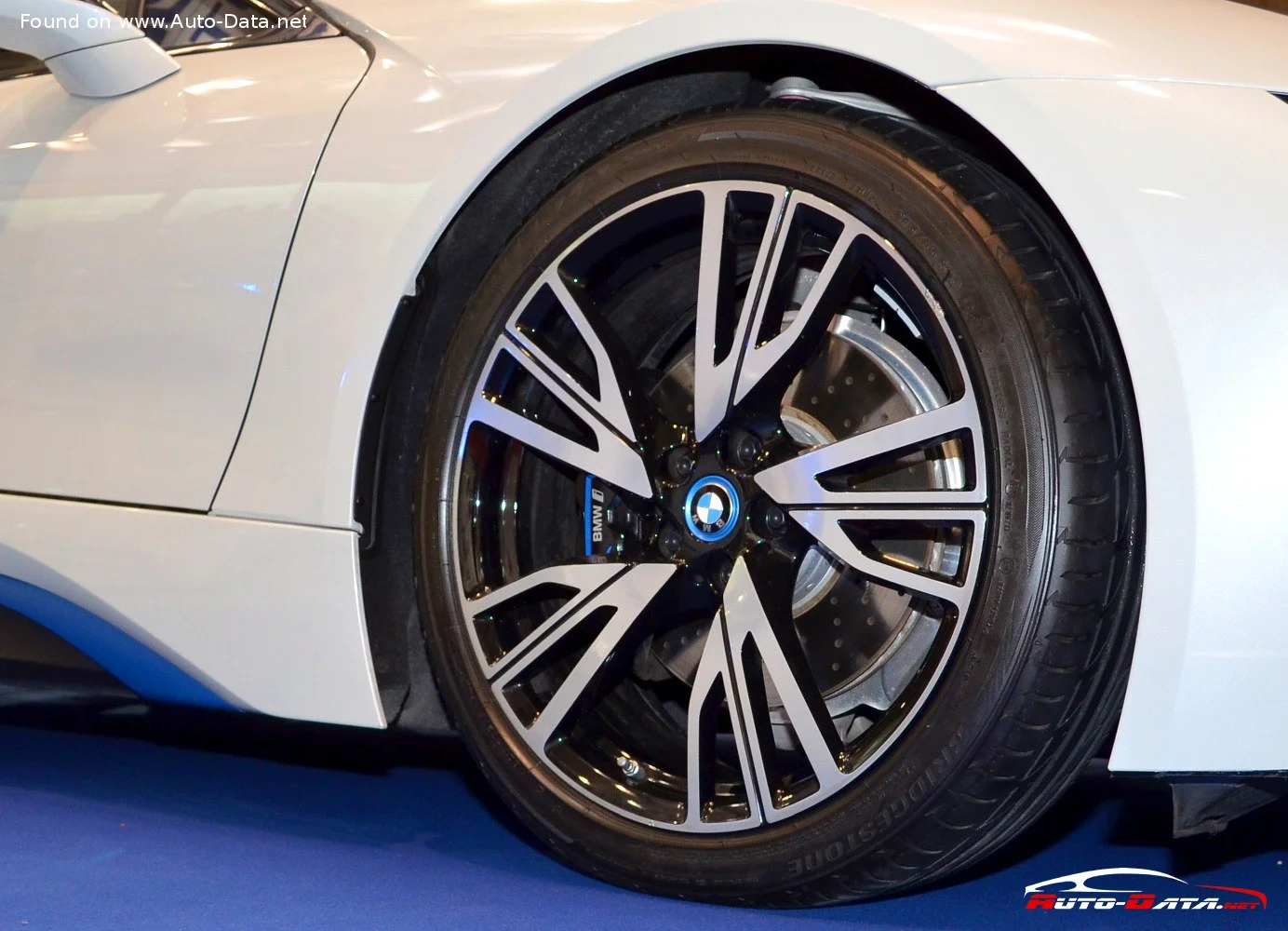 BMW i8 1.5/7.1 kWh (362 Hp) xDrive Automatic2013 - 2017 thumbnail 10