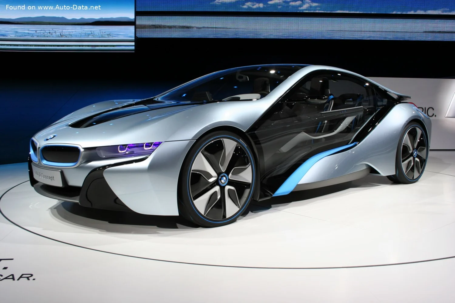 BMW i8 BMW i8 Coupe concept thumbnail 2