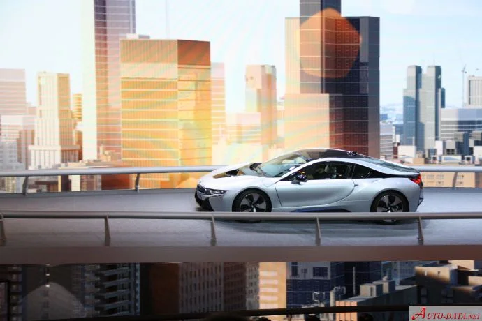 BMW i8 BMW i8 Coupe concept thumbnail 6