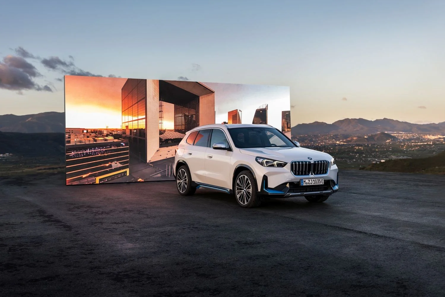 BMW iX1 66.5 kWh (204 Hp) eDrive202023 - thumbnail 11