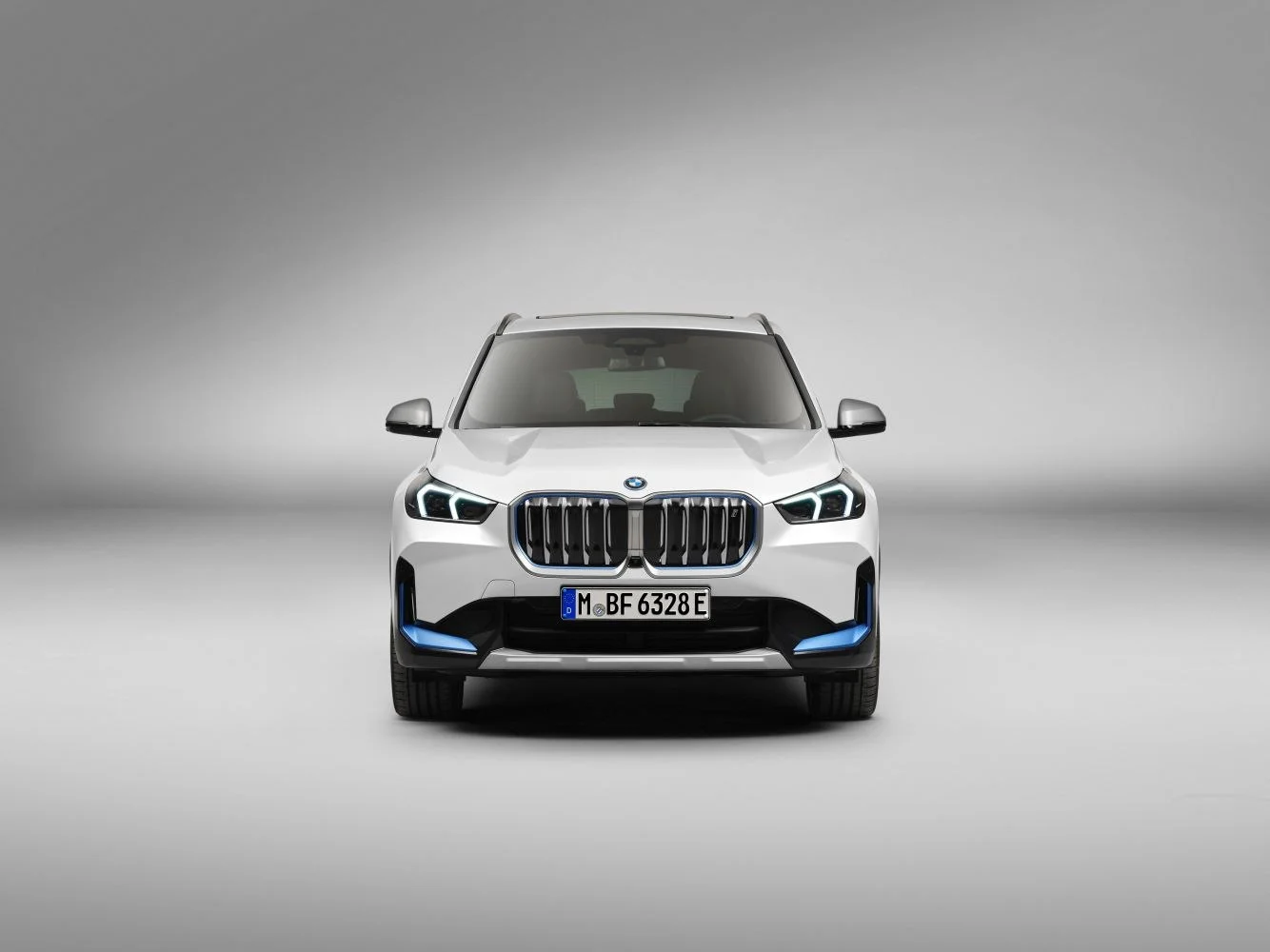 BMW iX1 66.5 kWh (204 Hp) eDrive202023 - thumbnail 3