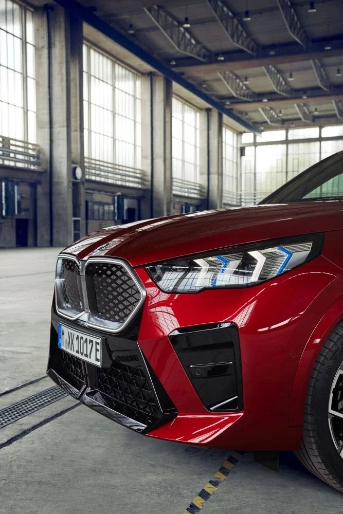 BMW iX2 66.5 kWh (204 Hp) eDrive202024 - thumbnail 3