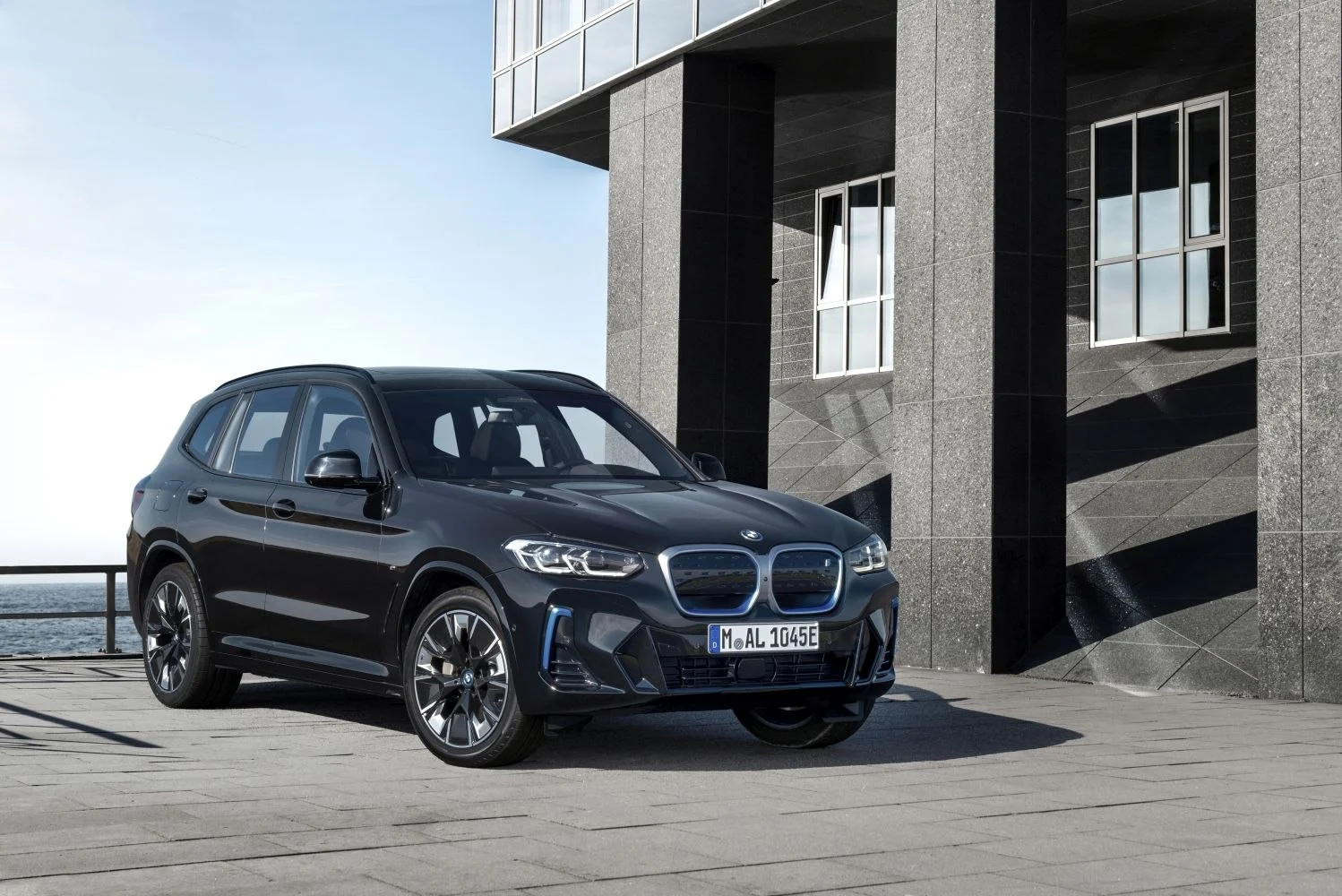 BMW iX3 80 kWh (286 Hp)2021 - thumbnail 11