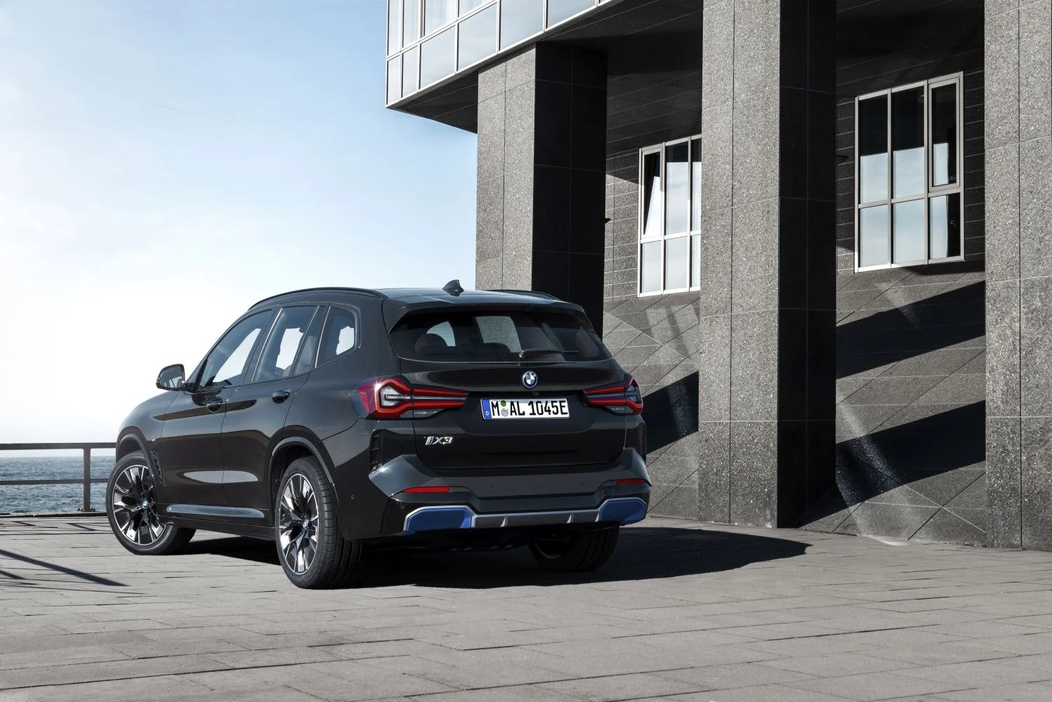 BMW iX3 80 kWh (286 Hp)2021 - thumbnail 12
