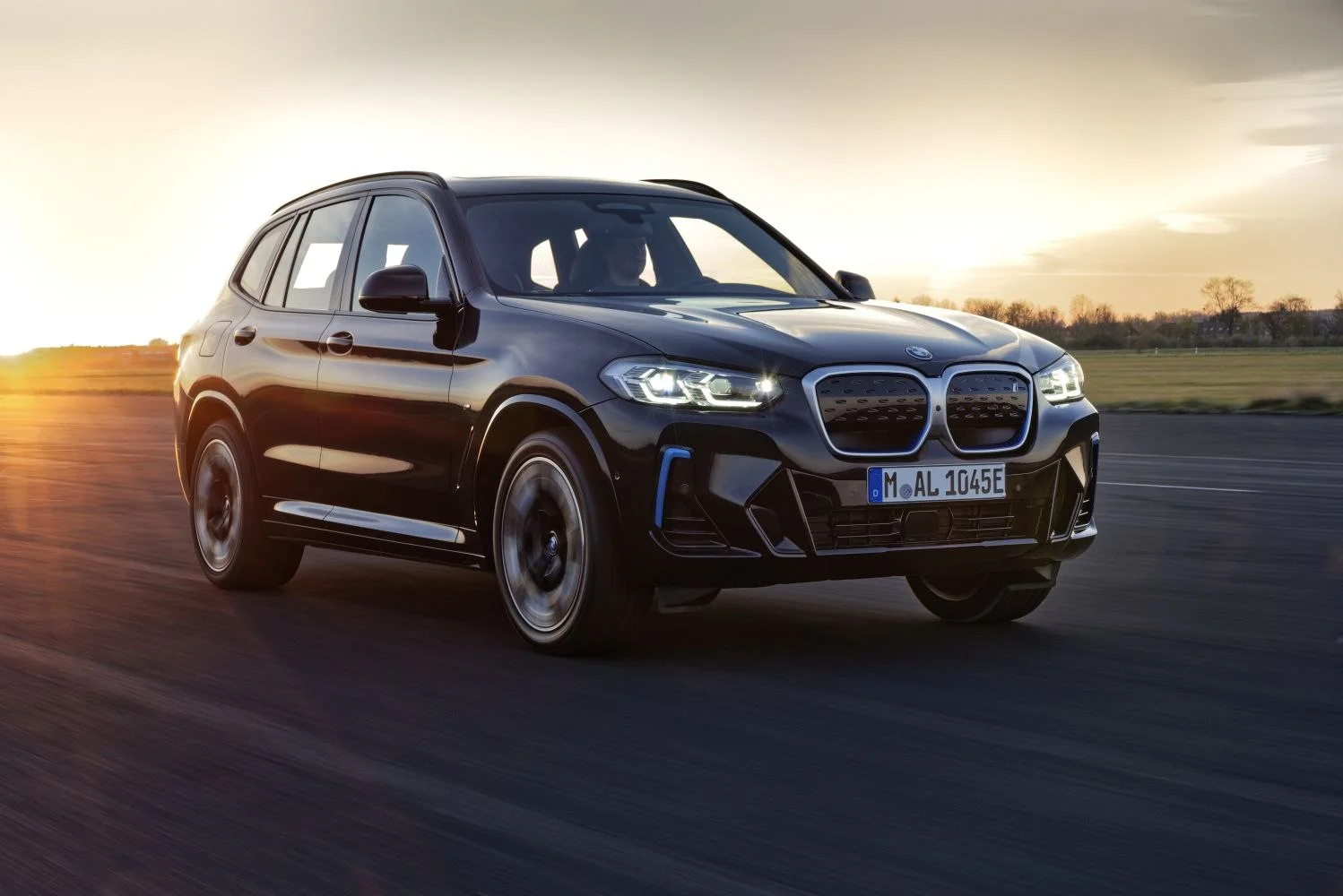 BMW iX3 80 kWh (286 Hp)2021 - thumbnail 8
