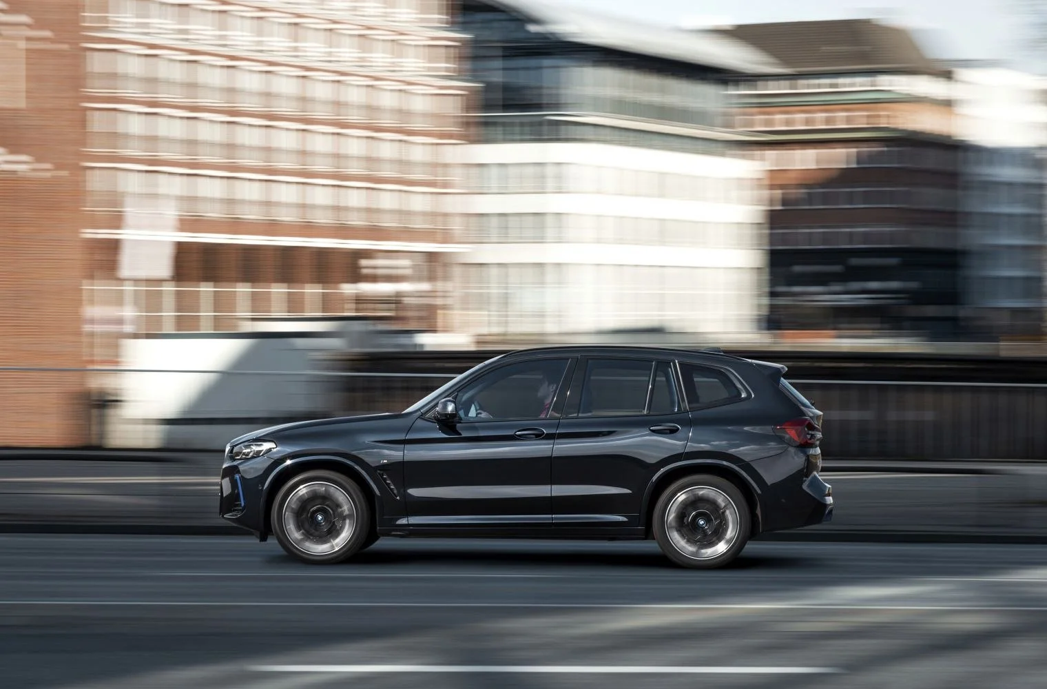 BMW iX3 80 kWh (286 Hp)2021 - thumbnail 9