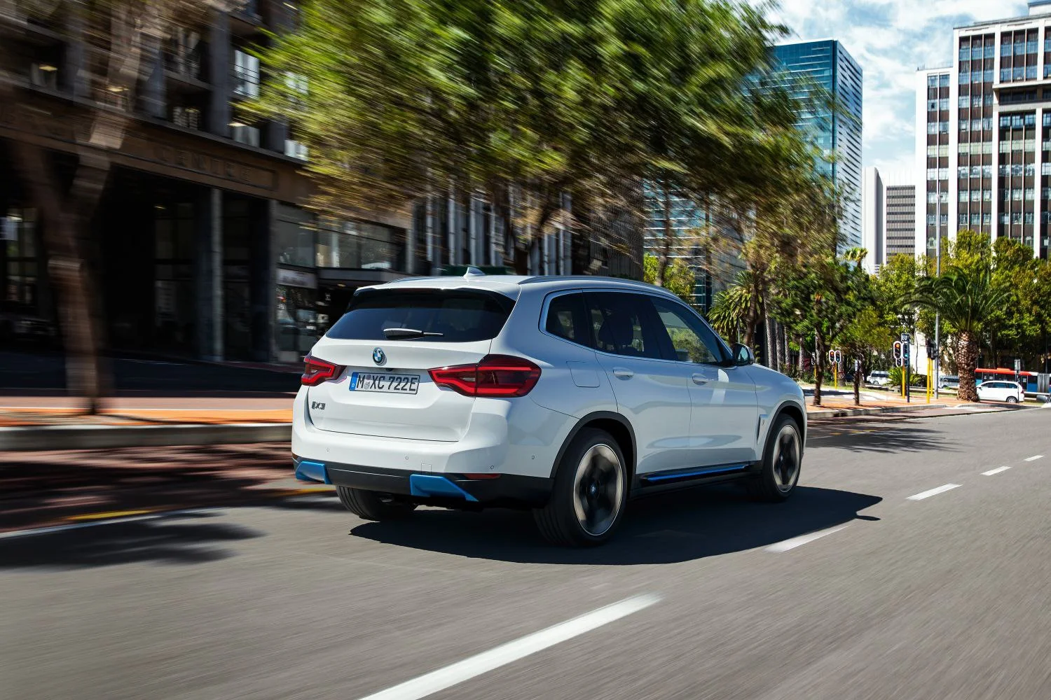 BMW iX3 80 kWh (286 Hp)2020 - 2021 thumbnail 2