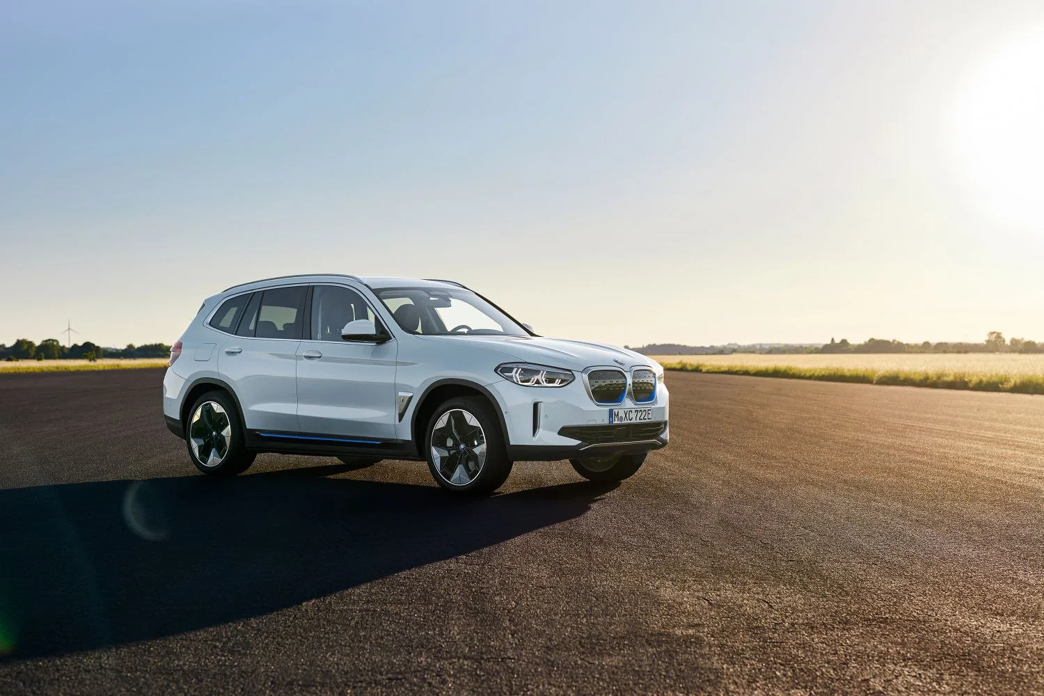 BMW iX3 80 kWh (286 Hp)2020 - 2021 thumbnail 12