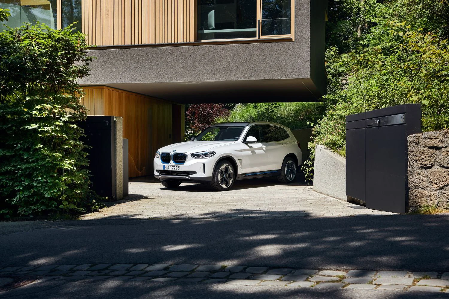 BMW iX3 80 kWh (286 Hp)2020 - 2021 thumbnail 13