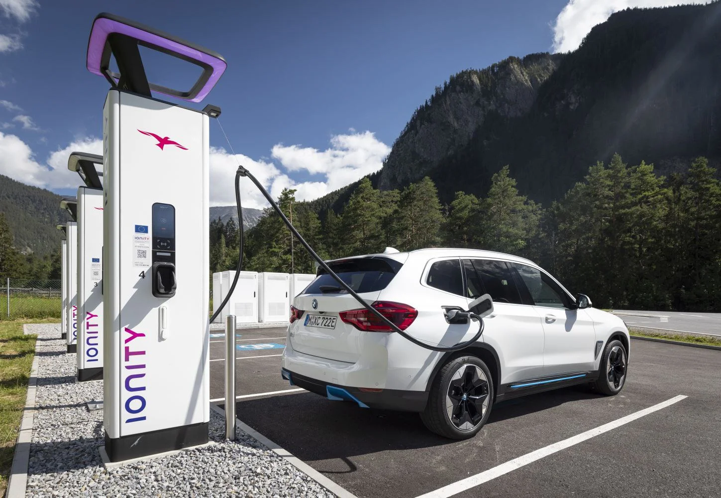 BMW iX3 80 kWh (286 Hp)2020 - 2021 thumbnail 5