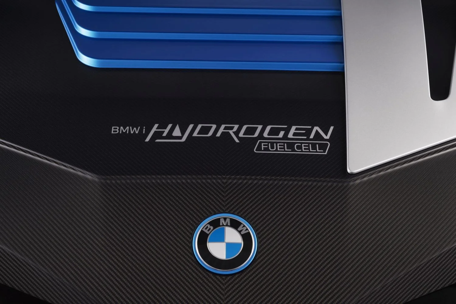 BMW iX5 BMW iX5 Hydrogen thumbnail 11