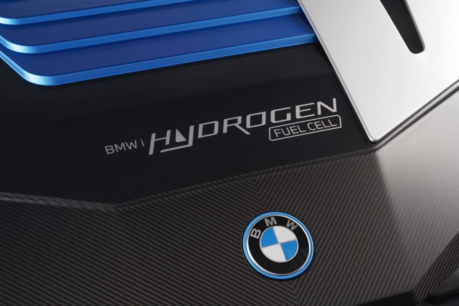 BMW iX5 BMW iX5 Hydrogen thumbnail 12