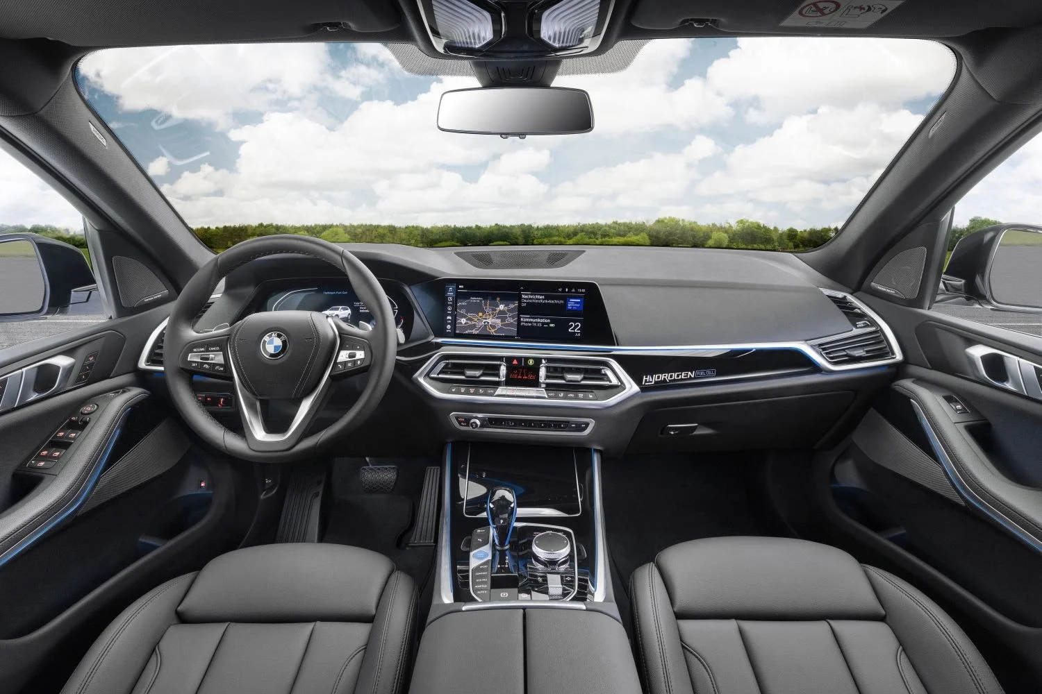 BMW iX5 BMW iX5 Hydrogen thumbnail 14