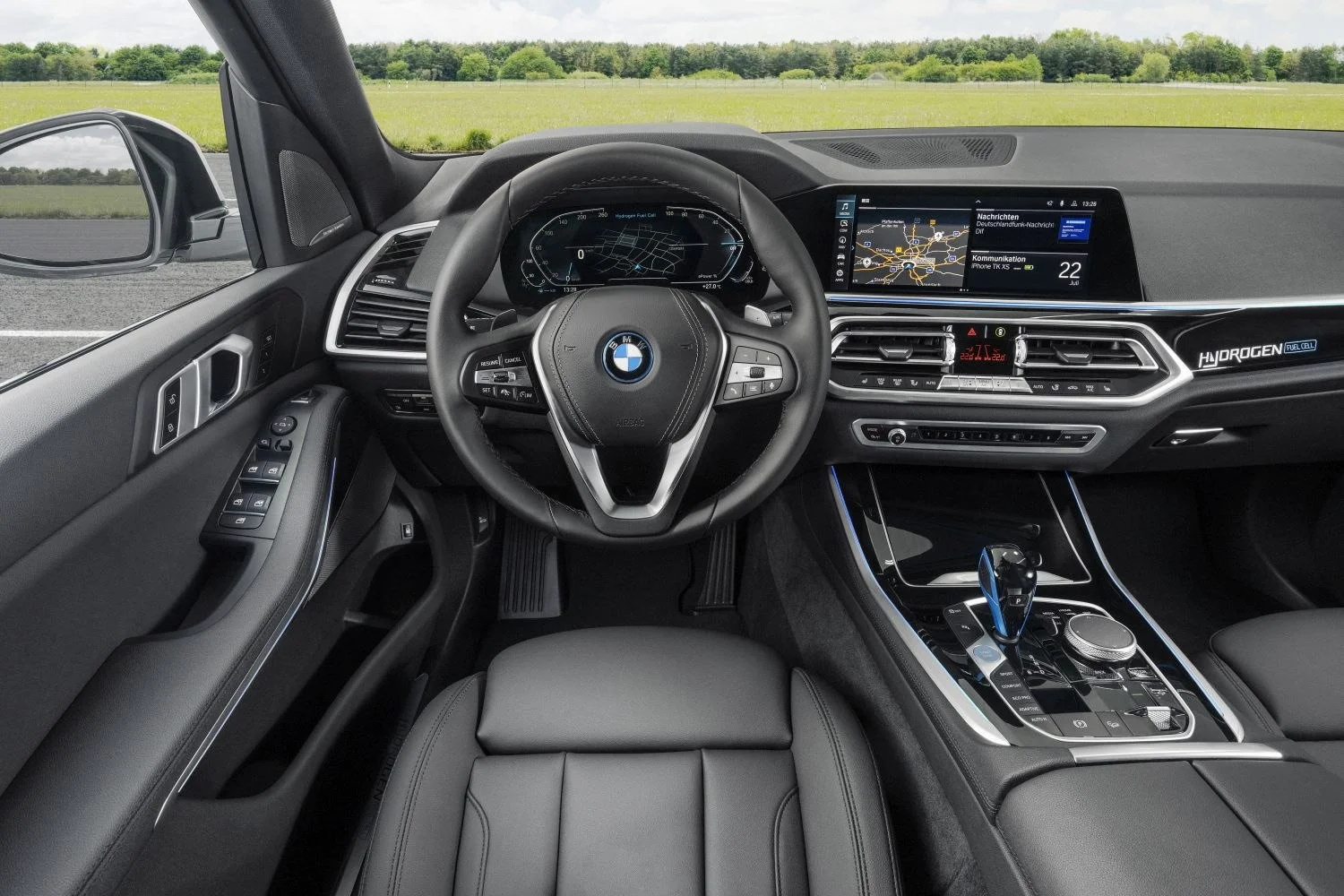 BMW iX5 BMW iX5 Hydrogen thumbnail 15