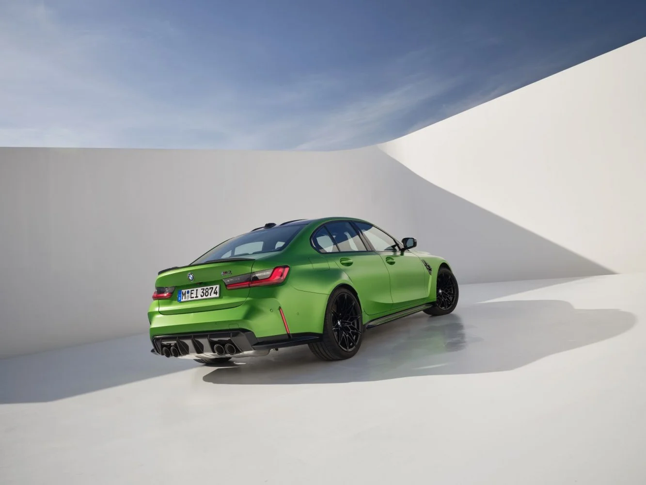 BMW M3 3.0 (480 Hp)2024 - thumbnail 13
