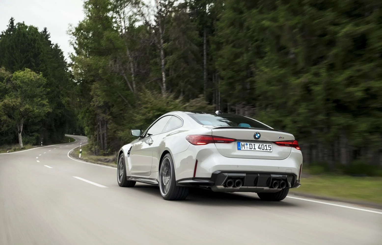 BMW M4 3.0 (480 Hp)2024 - thumbnail 3