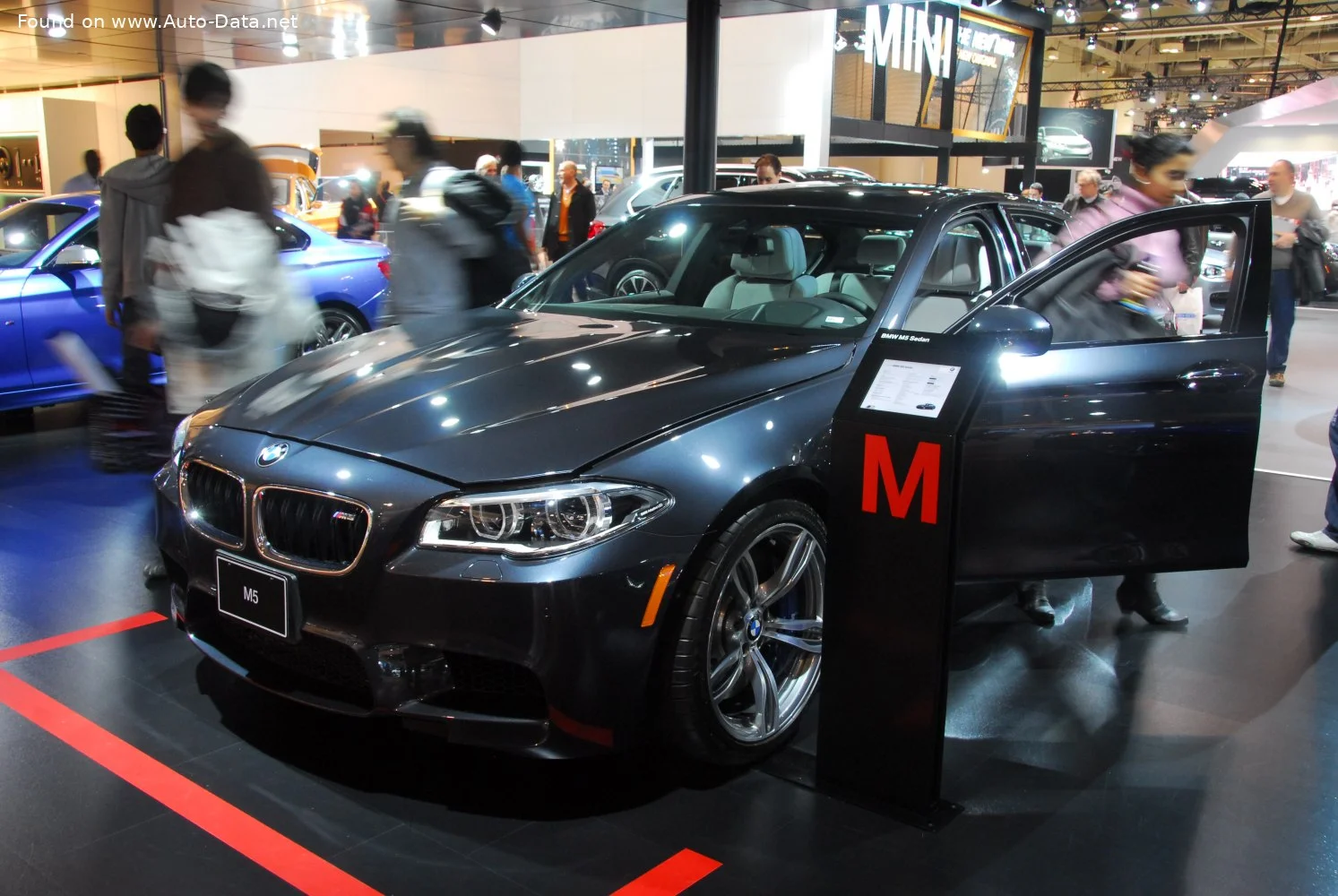 BMW M5 4.4 V8 (560 Hp)2013 - 2016 thumbnail 17