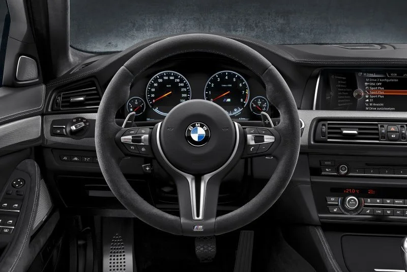 BMW M5 4.4 V8 (560 Hp)2013 - 2016 thumbnail 4