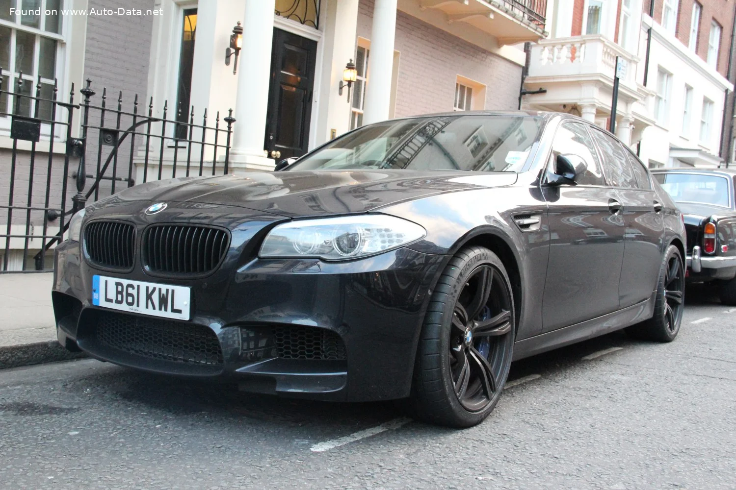 BMW M5 4.4 V8 (560 Hp)2012 - 2013 thumbnail 9